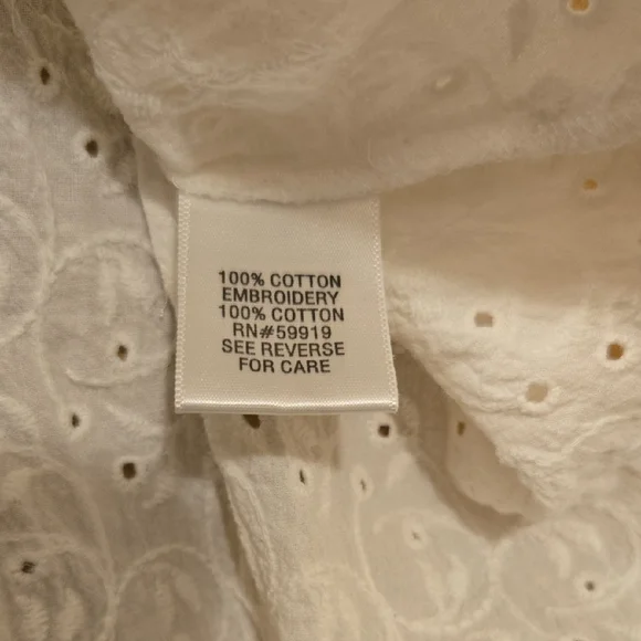 Apt. 9 Women's White Eyelet Button Down Shirt - Picture 4 of 4